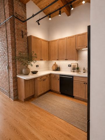 1500 W Monroe Street 123, Chicago, IL 60607