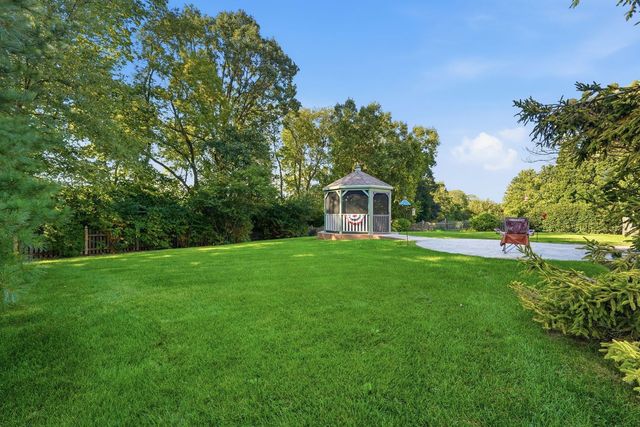 487 Kelly Avenue, Yorkville, IL 60560