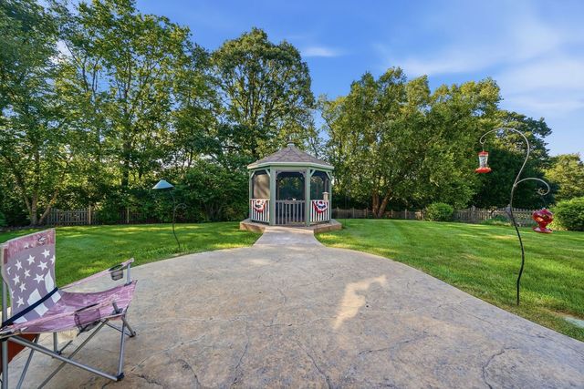 487 Kelly Avenue, Yorkville, IL 60560