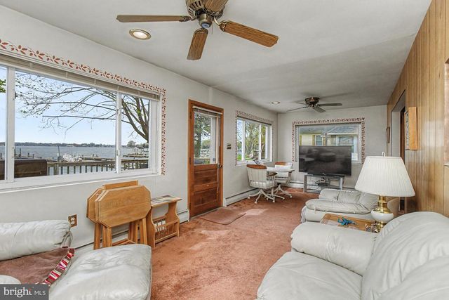 826 COLD SPRING RD, Middle River, MD 21220