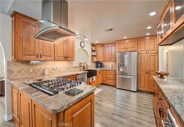 9602 Gierson, Chatsworth, CA 91311