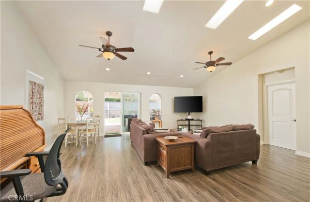 9602 Gierson, Chatsworth, CA 91311