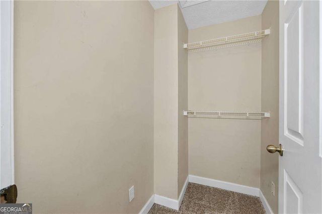 1811 Lake Cove Drive SW, Atlanta, GA 30331