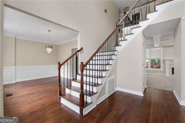 1811 Lake Cove Drive SW, Atlanta, GA 30331