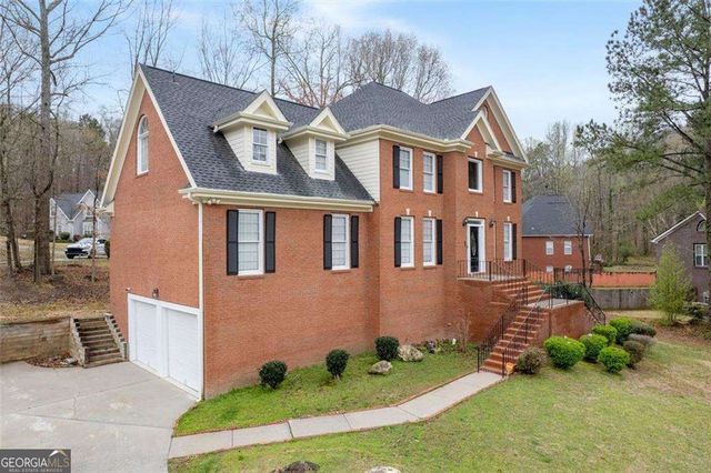 1811 Lake Cove Drive SW, Atlanta, GA 30331