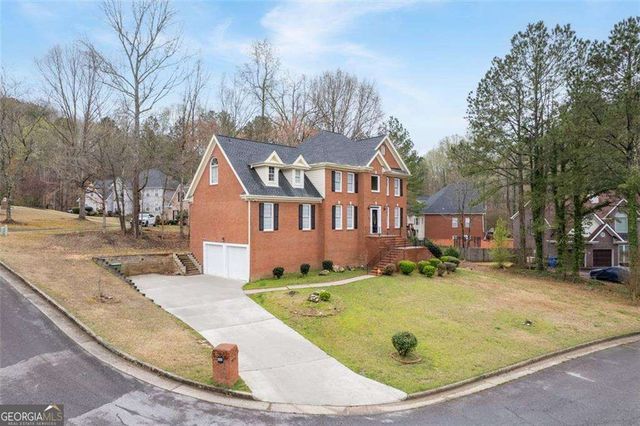 1811 Lake Cove Drive SW, Atlanta, GA 30331