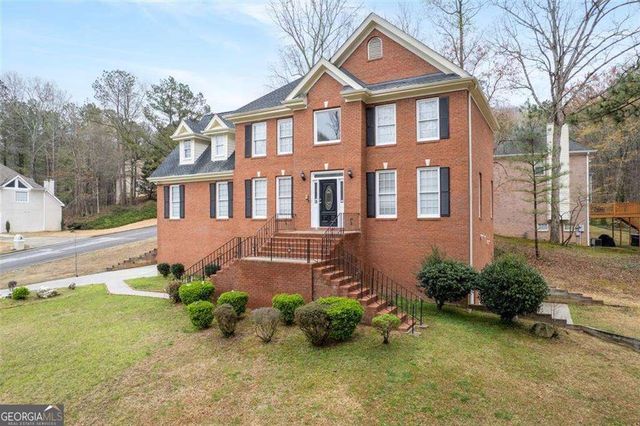 1811 Lake Cove Drive SW, Atlanta, GA 30331