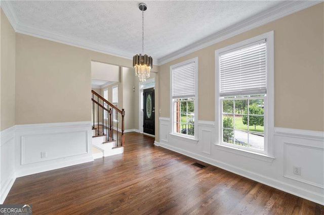 1811 Lake Cove Drive SW, Atlanta, GA 30331