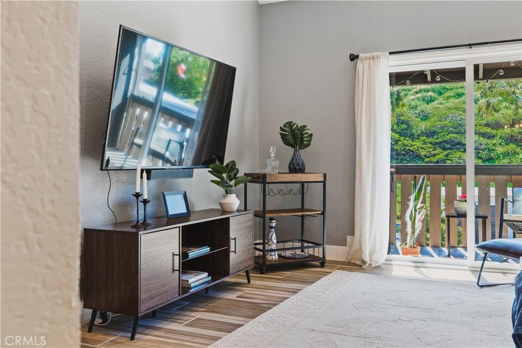 Image 2 of property listing at 20702 El Toro 290, Lake Forest, CA 92630