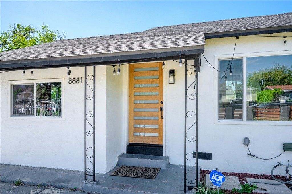 8881 Morehart Avenue, Sun Valley, CA 91352 — photo 2