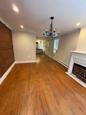 32 Warwick Street, Boston, MA 02120