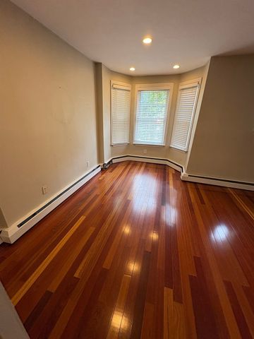 32 Warwick Street, Boston, MA 02120