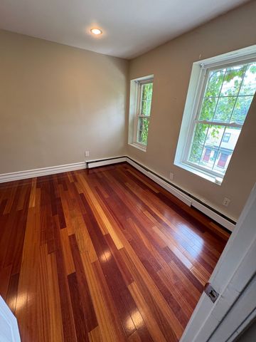 32 Warwick Street, Boston, MA 02120