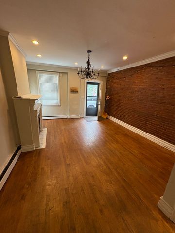 32 Warwick Street, Boston, MA 02120