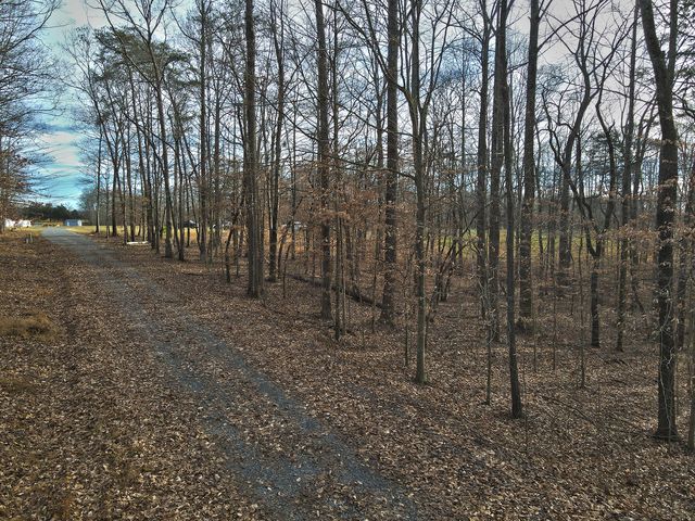 30 Piper Road, Russell Springs, KY 42642