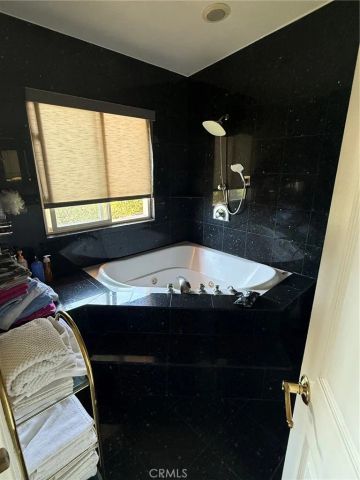 1606 Glenmont Drive, Glendale, CA 91207