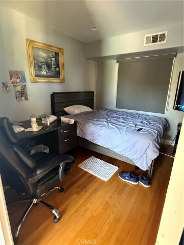 1606 Glenmont Drive, Glendale, CA 91207