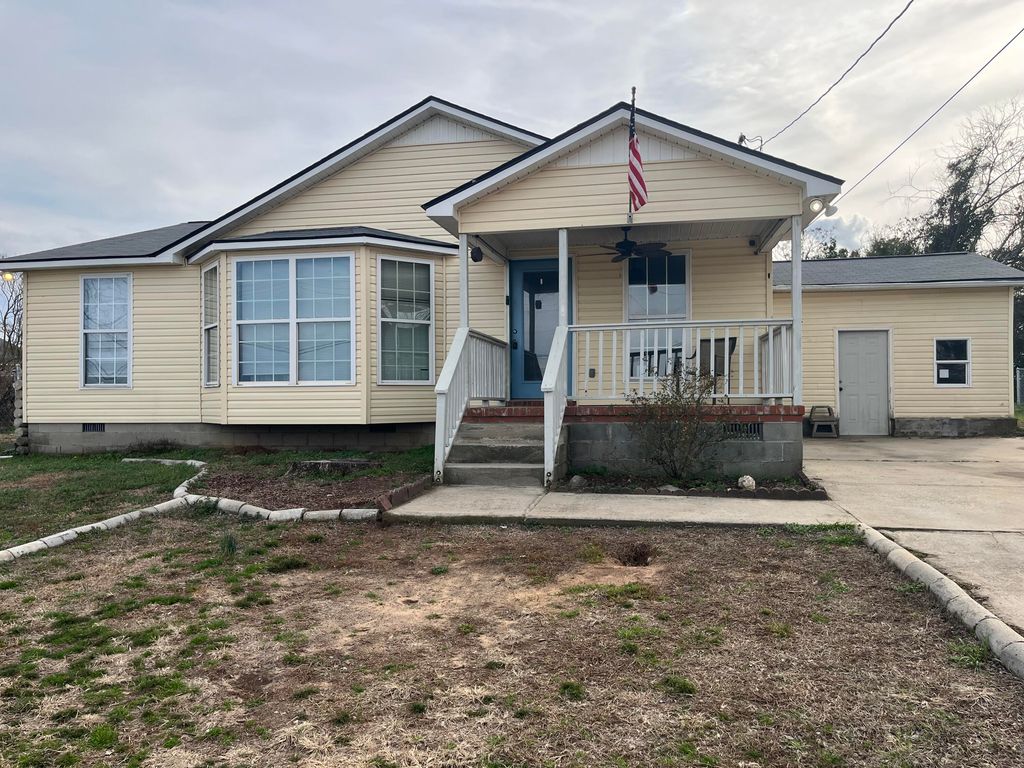 1952 Brown Road, Hephzibah, GA 30815