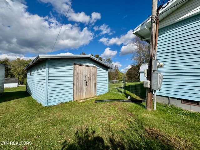 435 Patton Heights Circle, Jamestown, TN 38556