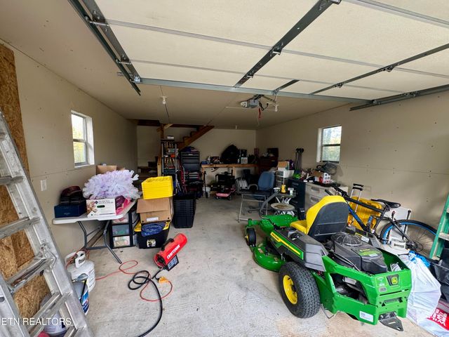 435 Patton Heights Circle, Jamestown, TN 38556