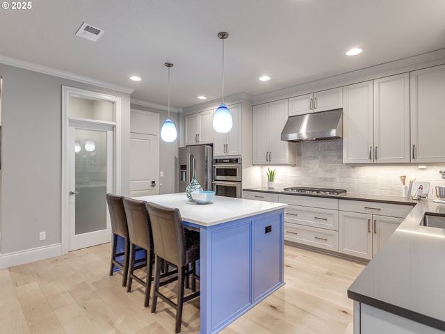 15413 Se CLARK St, Happy Valley, OR 97086