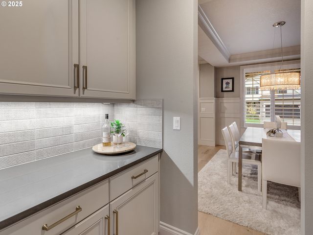 15413 Se CLARK St, Happy Valley, OR 97086