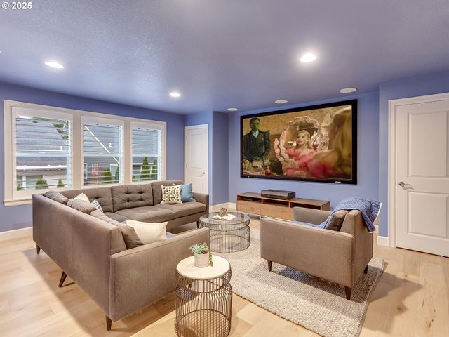 15413 Se CLARK St, Happy Valley, OR 97086