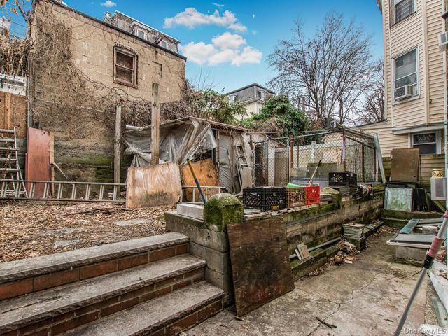 188 Woodworth Avenue, Yonkers, NY 10701