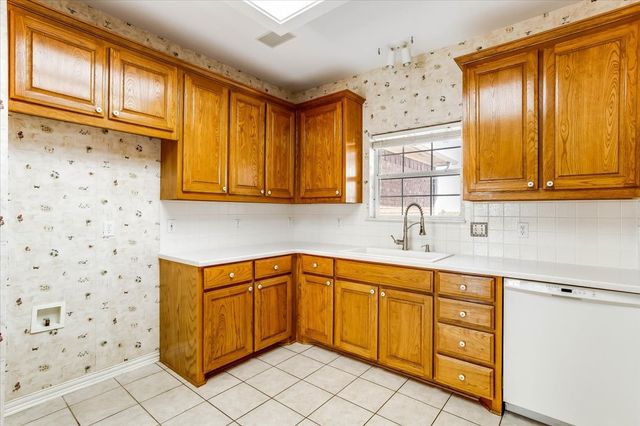 1281 FM 151, Trenton, TX 75490