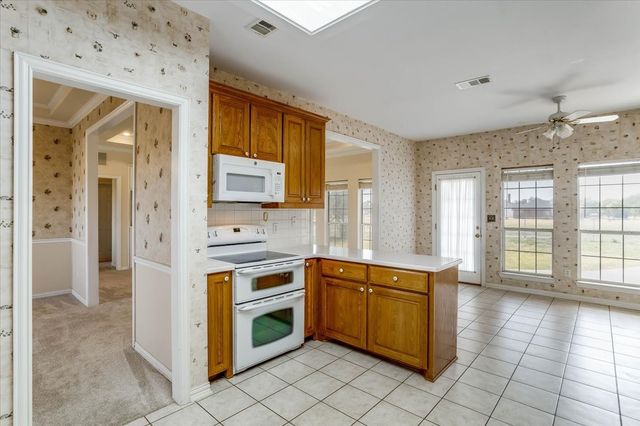 1281 FM 151, Trenton, TX 75490