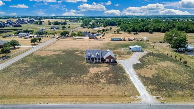 1281 FM 151, Trenton, TX 75490