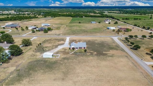 1281 FM 151, Trenton, TX 75490