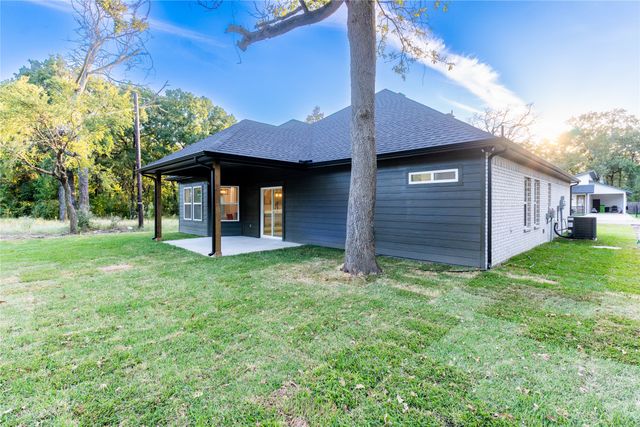 6131 Inca Drive, Enchanted Oaks, TX 75156