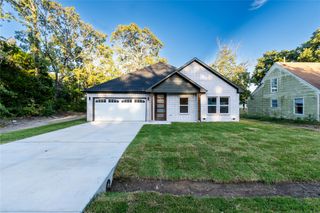6131 Inca Drive, Enchanted Oaks, TX 75156