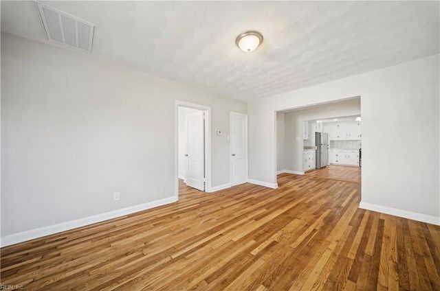 3502 Creig St, Portsmouth, VA 23707