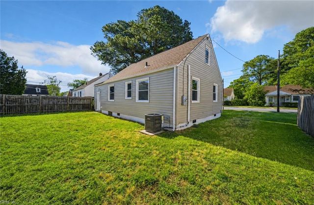 3502 Creig St, Portsmouth, VA 23707