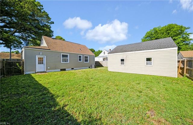 3502 Creig St, Portsmouth, VA 23707