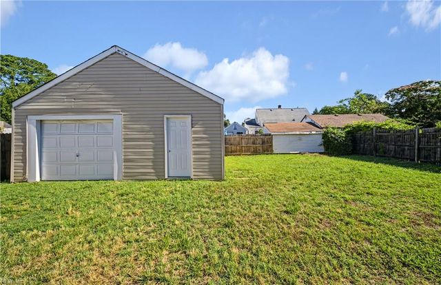 3502 Creig St, Portsmouth, VA 23707