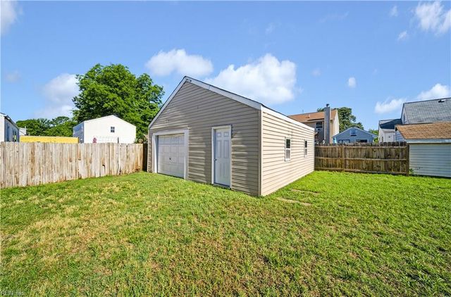 3502 Creig St, Portsmouth, VA 23707