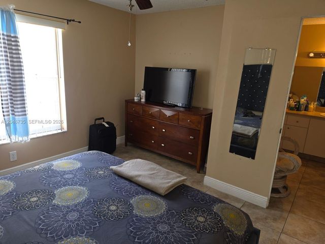 4231 NW 19th Street 254, Lauderhill, FL 33313