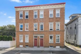16 Leavitt St 2, Salem, MA 01970