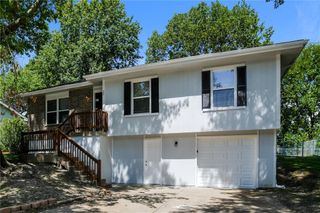 806 19th Street, Oak Grove, MO 64075