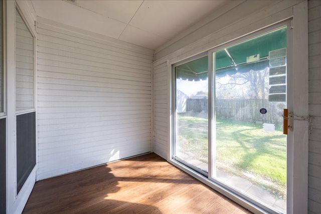 1309 Mcanear Court, Cleburne, TX 76033