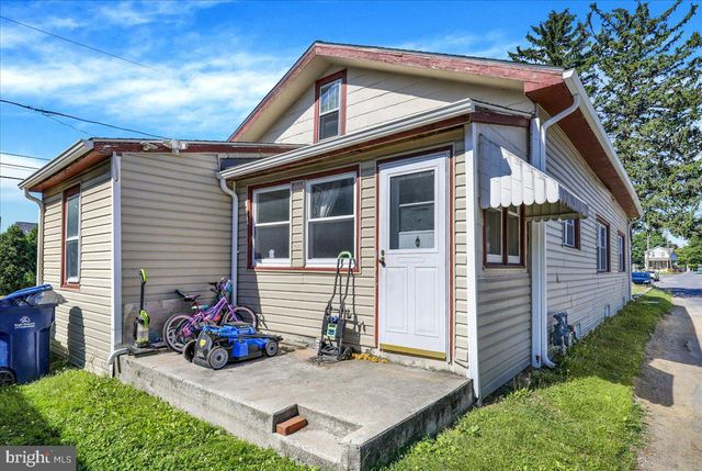 1820 PORTLAND AVE, Reading, PA 19609