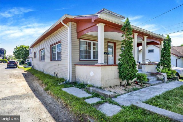 1820 PORTLAND AVE, Reading, PA 19609