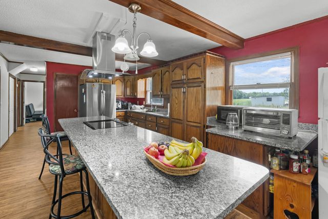 10915 SR 56, Coalmont, TN 37313
