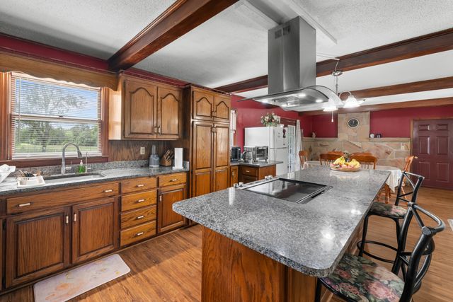 10915 SR 56, Coalmont, TN 37313