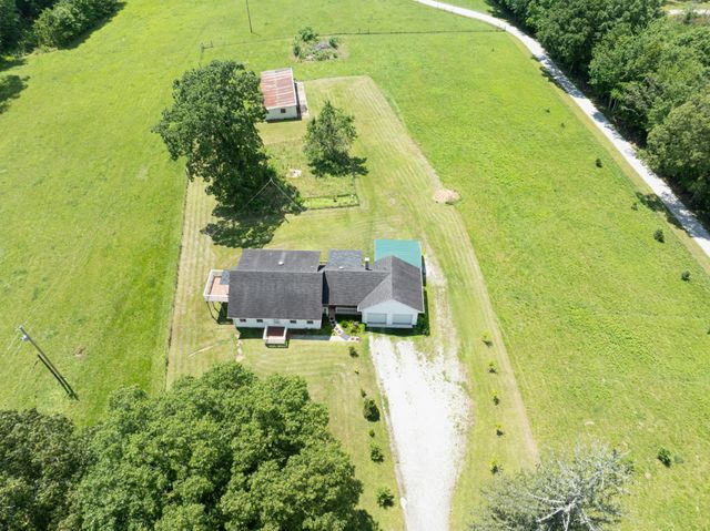 10915 SR 56, Coalmont, TN 37313