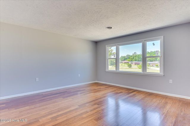 10 Leann Court NW, Aiken, SC 29801