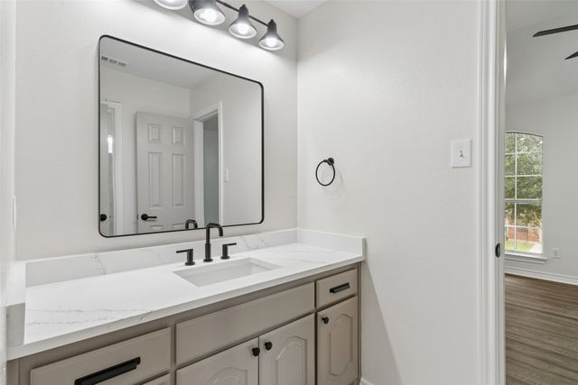 11501 Pheasant Creek Drive, Fort Worth, TX 76244